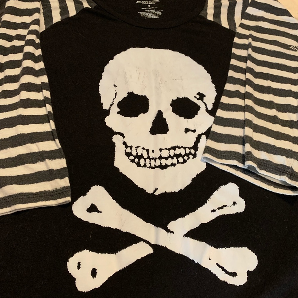 Betsey Skull/Stripes